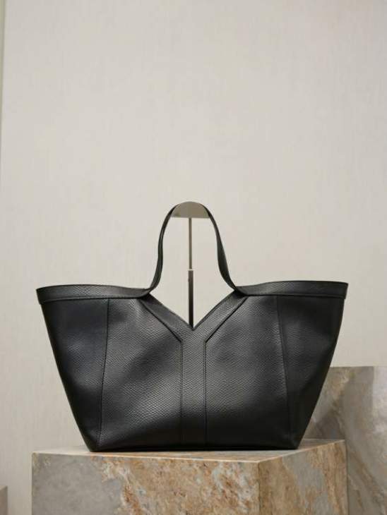 Picture of Saint Laurent Handbags _SKUfw221785136fw